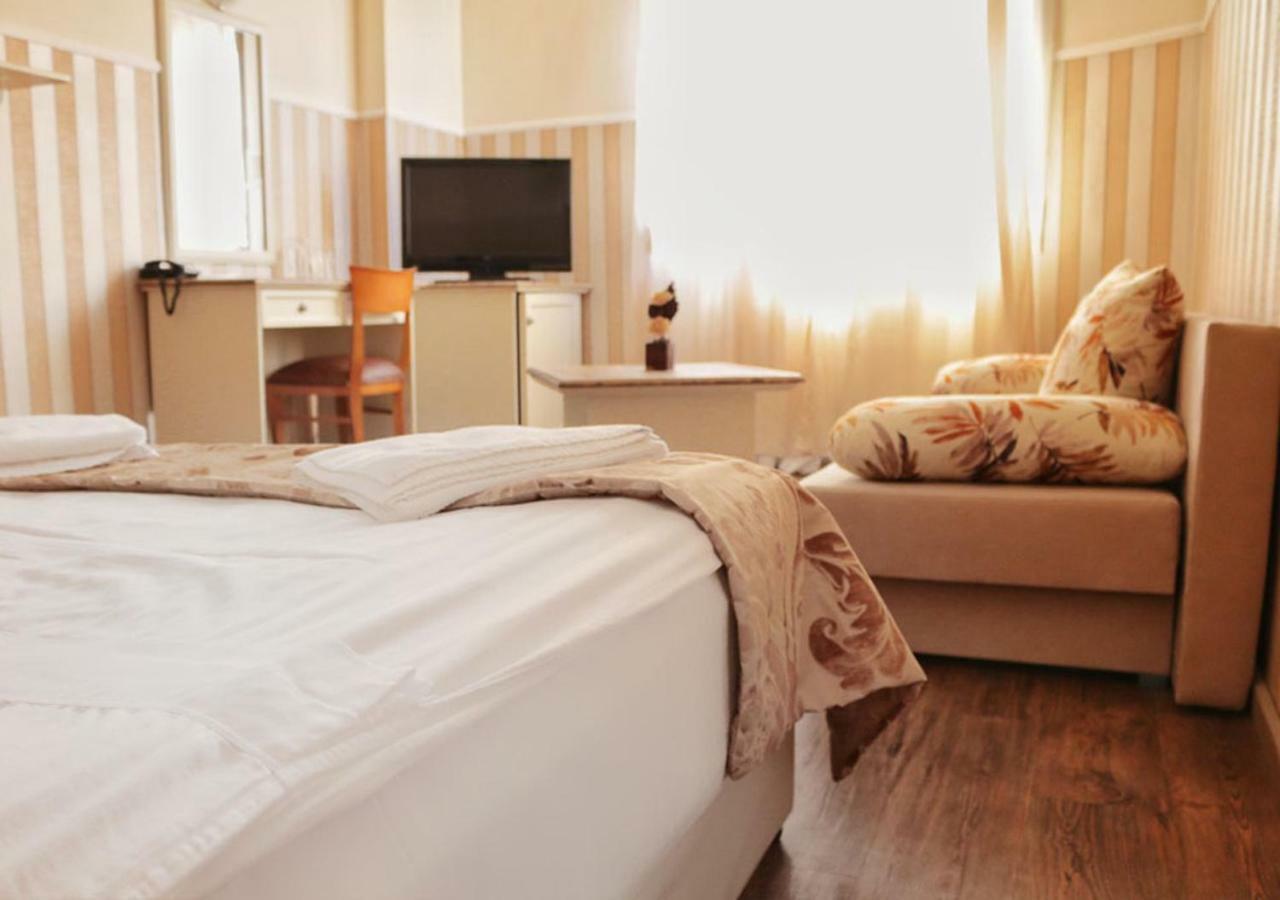 Green Hotel Alexander Palace София Экстерьер фото